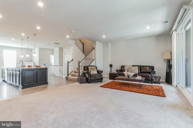 10130 American Pharoah Ln unit B, Laurel, MD 20723 - photo 4