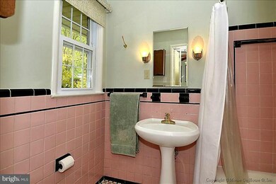 3509 Husted Driveway, Chevy Chase, MD 20815 - photo 4