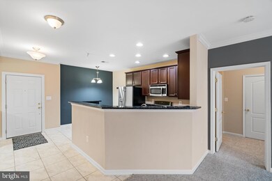 9720 Holmes Place unit 202, Manassas Park, VA 20111 - photo 5