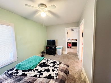 212 1 bedroom