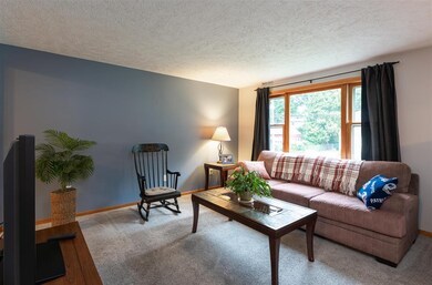 9 Syracuse Rd, Nashua, NH 03064 - photo 6