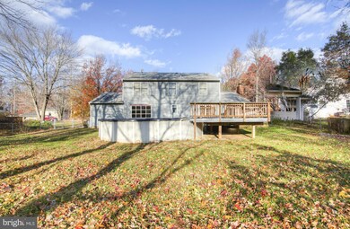 120 Oakwood Dr, Stafford, VA 22554 - photo 2