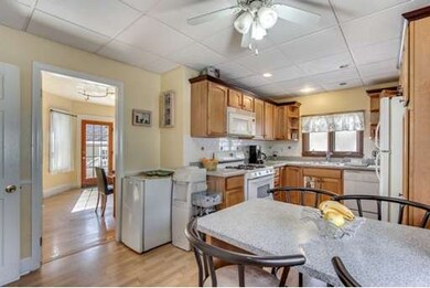 33 Douglas Rd, Medford, MA 02155 - photo 7