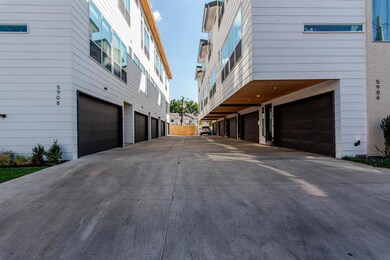 5908 Lindell Ave unit 104, Dallas, TX 75206 - photo 2