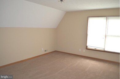 45840 Highway To Heaven Ln, Great Mills, MD 20634 - photo 3