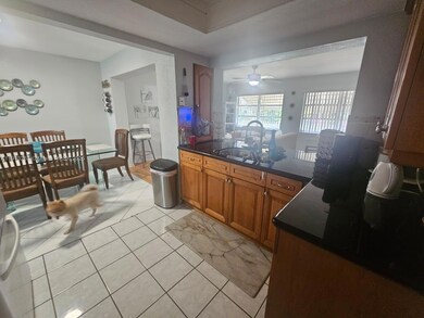 5010 NW 51st Ct, Tamarac, FL 33319 - photo 5