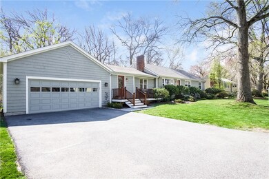 13 Rustwood Dr, Barrington, RI 02806 - photo 2