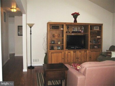 111 Gilman Place, Hightstown, NJ 08520 - photo 6