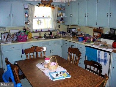 1755 S Main St, Bechtelsville, PA 19505 - photo 6