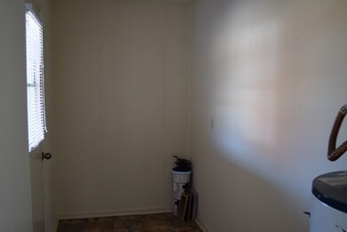 203 Dixon St, Warner Robins, GA 31088 - photo 5