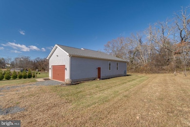 12123 Ira Hoffman Ln, Culpeper, VA 22701 - photo 3