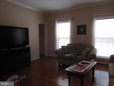 693 Zodiac Ln, Bunker Hill, WV 25413 - photo 5