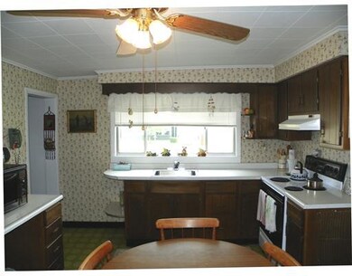 Kitchen. This kitchen is large enough to eat in an