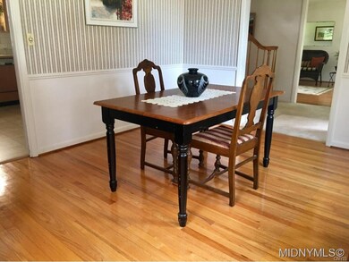 Formal dining but versatile