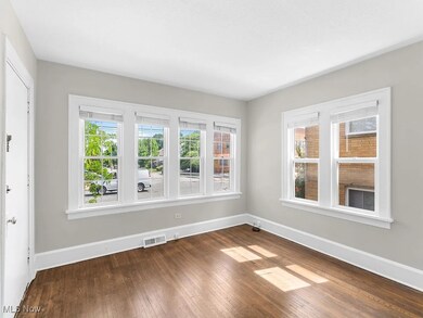 unlisted-address, Lakewood, OH 44107 - photo 5