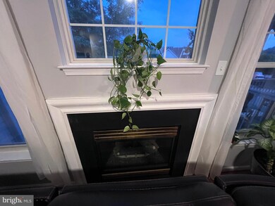 7415 Hindon Cir unit CIR303, Windsor Mill, MD 21244 - photo 5