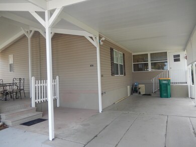 858 Pecan Cir, Sebastian, FL 32976 - photo 5