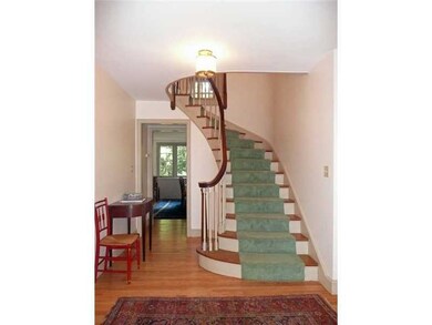 11 Abbottsford Ct, Providence, RI 02906 - photo 2