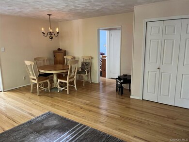 21-38 202nd St unit 2, Bayside, NY 11360 - photo 7