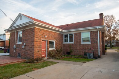 10318 Milford St, Westchester, IL 60154 - photo 3