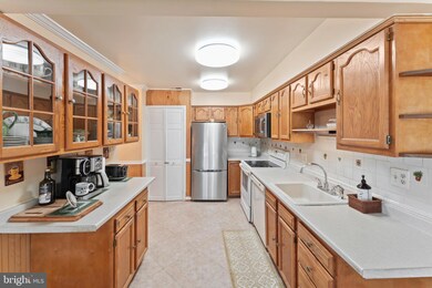 12975 Ridgemist Ln, Fairfax, VA 22033 - photo 5