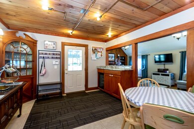 22 Goodhue Rd, Derry, NH 03038 - photo 5