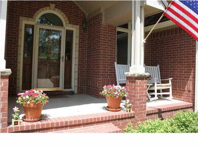 Welcome Home! Wonderful front Porch! Immaculate, M