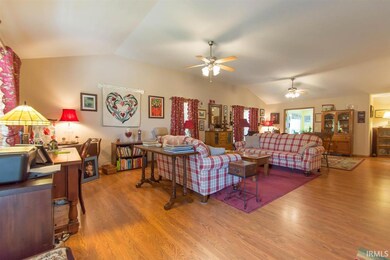 1162 W Sugarberry Ct, Bloomington, IN 47404 - photo 3