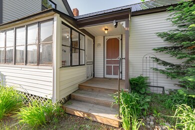 7 Hazen st-19