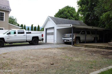 10 Forest Park Ave, Adams, MA 01220 - photo 5