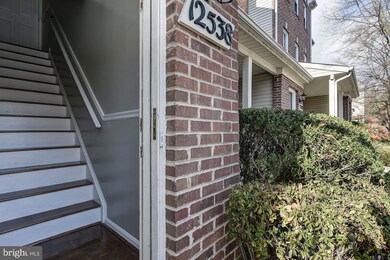 12538 Granite Ridge Dr, North Potomac, MD 20878 - photo 2
