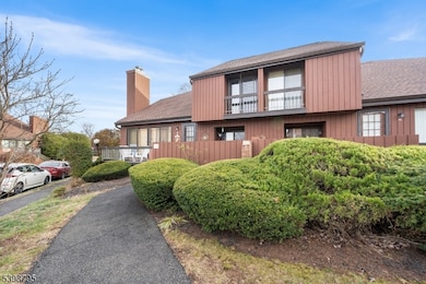 25 Bloomingdale Dr unit 1B, Hillsborough, NJ 08844 - photo 2