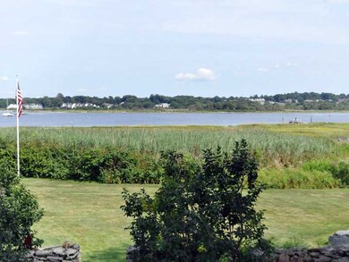 29 Apple Tree Ln, Barrington, RI 02806 - photo 2