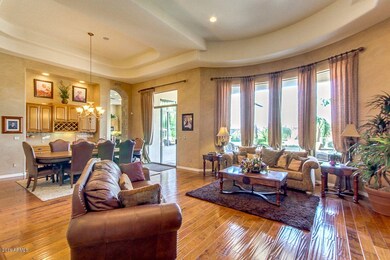 LIVING/FORMAL DINING