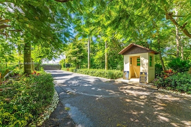 20701 SW 216th St, Miami, FL 33170 - photo 2