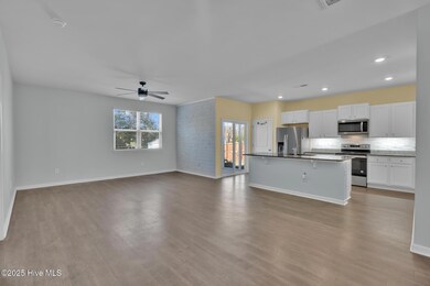 1551 Murre Ct SE, Bolivia, NC 28422 - photo 4