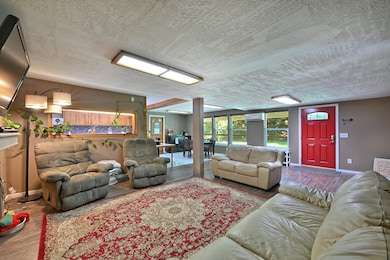 LivingArea4