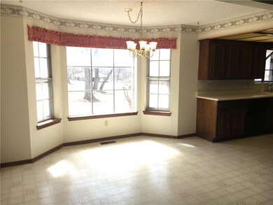 2113 Rambling Rd, Edmond, OK 73025 - photo 7