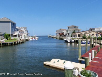 243 Teakwood Dr, Bayville, NJ 08721 - photo 3