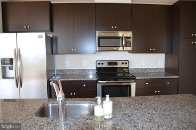 915 N Patrick St unit 502, Alexandria, VA 22314 - photo 6