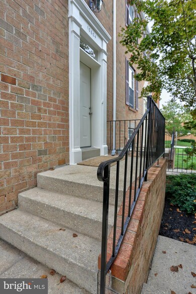 10604 High Beam Ct, Columbia, MD 21044 - photo 4