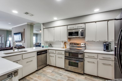 525 Horseshoe Bay Blvd N, Horseshoe Bay, TX 78657 - photo 7