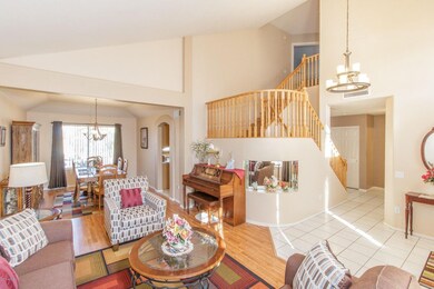 4) FORMAL LIVING TO DINING