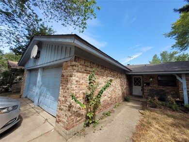 1168 Valley View Dr, Hurst, TX 76053 - photo 4