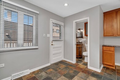 unlisted-address, La Grange, IL 60525 - photo 7