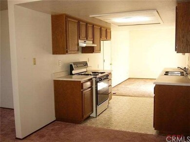 Kitchen to dining area