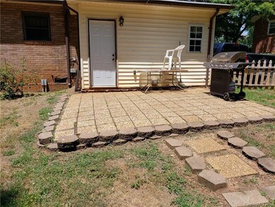 141 Clearview Rd, Statesville, NC 28625 - photo 6