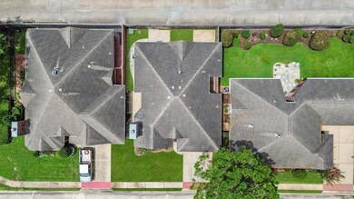 324 Pine Creek Dr, Friendswood, TX 77546 - photo 6