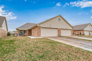 Beautiful townhome waiting for you in this active