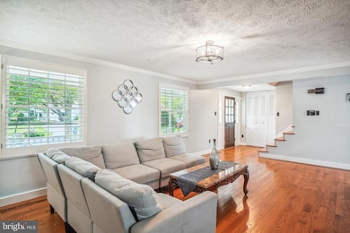 10736 Wayfarer Rd, Germantown, MD 20876 - photo 6